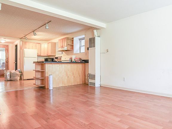 4th image of 1013 N Winchester Ave Unit G