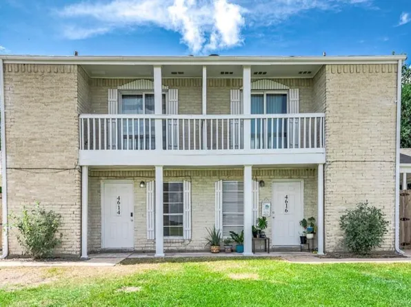4614 W Orange St, Pearland, TX 77581