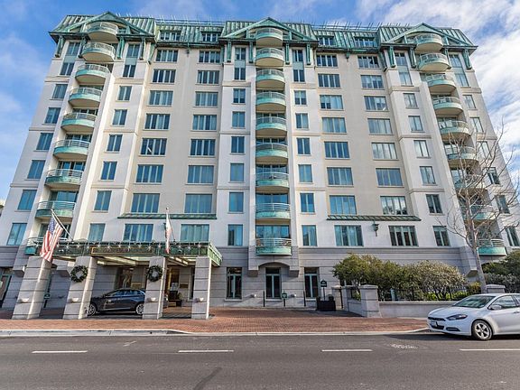 2nd image of 601 Laurel Ave APT 808