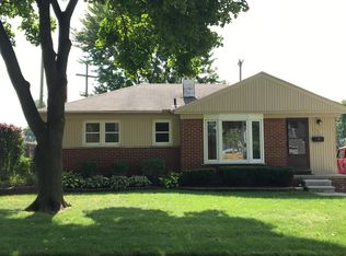 31467 Chester St, Garden City, MI 48135