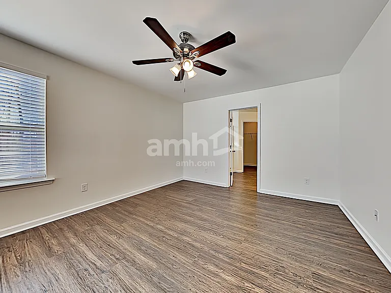 1506 Sanborll Landing Dr — Photo 9