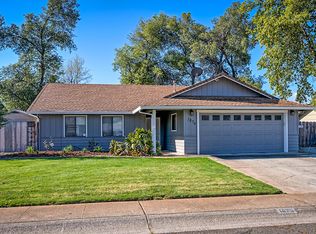 1879 Silverfield Loop, Redding, CA 96002