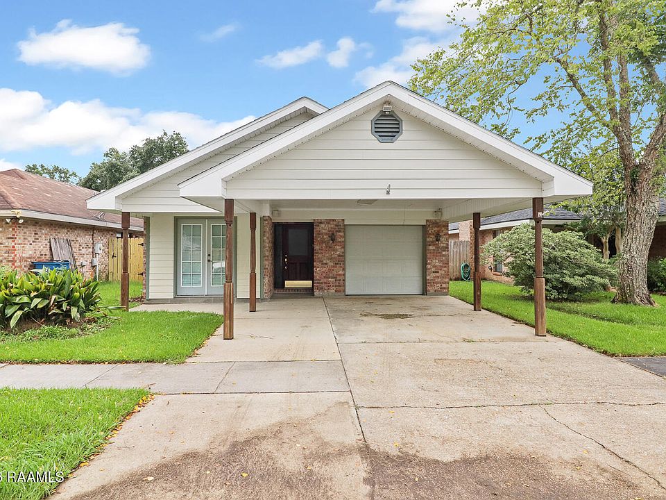 1st image of 106 Darteze Dr