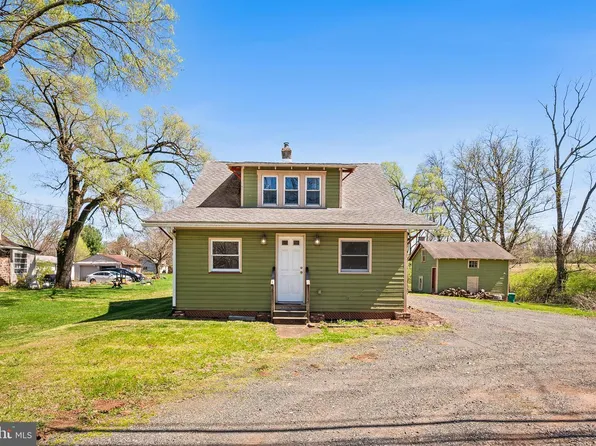 1356 S Hanover St, Pottstown, PA 19465