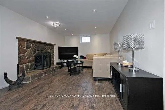 52 Tivoli Ct — Photo 15