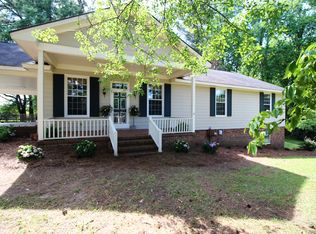 1695 State Highway 242 N, Benson, NC 27504
