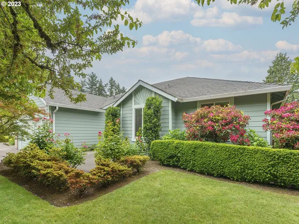 1380 NW 19th St, Gresham, OR 97030