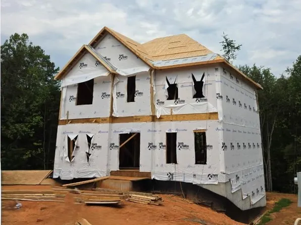 316 Scenic Dr, King, NC 27021