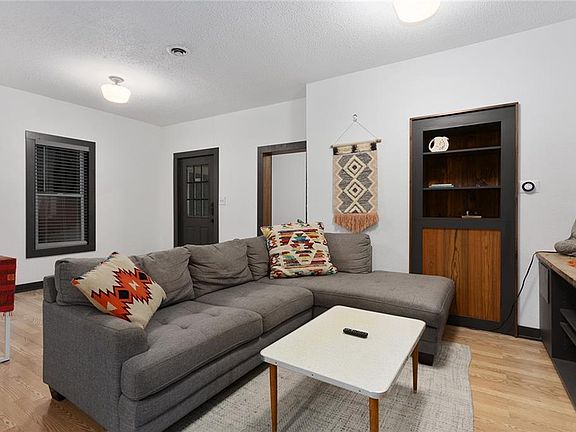 2nd image of 1102 W 24th St