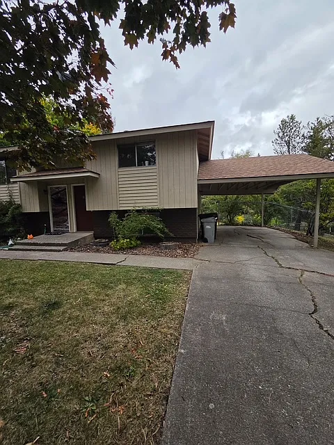 2 bed, 900 sqft, $1,025 — Photo 1