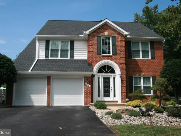 10401 Grandhaven Ave, Upper Marlboro, MD 20772