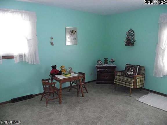 5th image of 3263 Pasadena Dr
