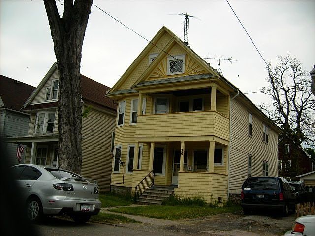 2nd image of 80 Edson St