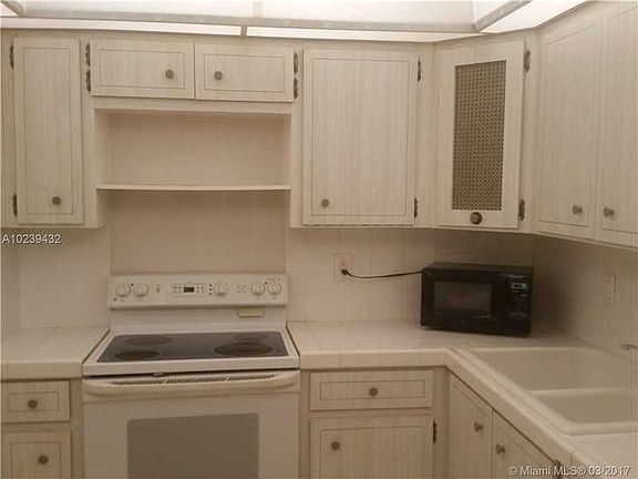 2nd image of 2230 NE 56th Pl APT 228