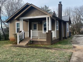 5203 Rockcrest Rd, Knoxville, TN 37918