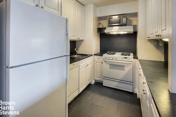 Rented by Brown Harris Stevens | media 13