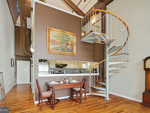 5th image of 1238 Callowhill St Suite 808
