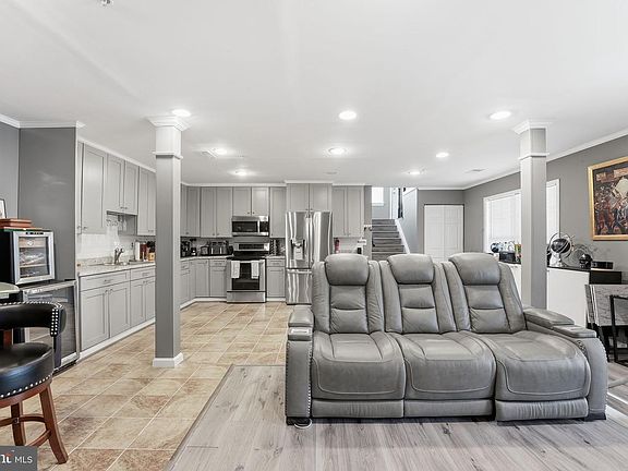 4th image of 8668 Devon Hills Dr #8668