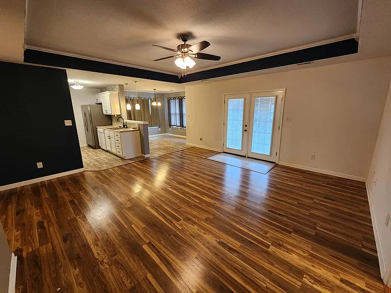 3003 NE Walnut Grove Rd — Photo 6