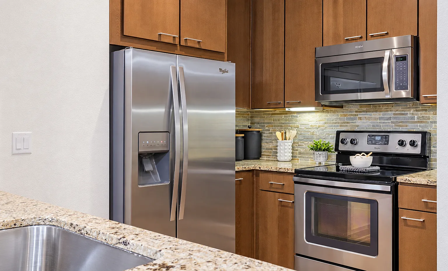 2 bed, 2.5 bath, 1320 sqft, $2,390 — Photo 4