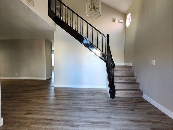 3rd image of 1217 Lucia Dr