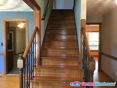 4th image of 4220 Sorrento Dr