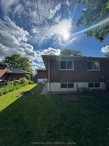 45 Sherwood Forest Dr Photo 1