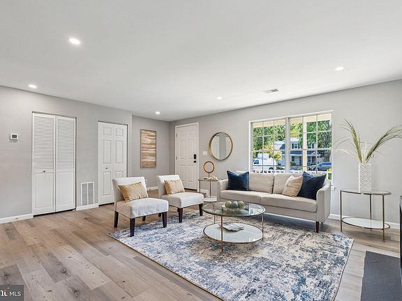 2nd image of 13512 Apple Barrel Ct