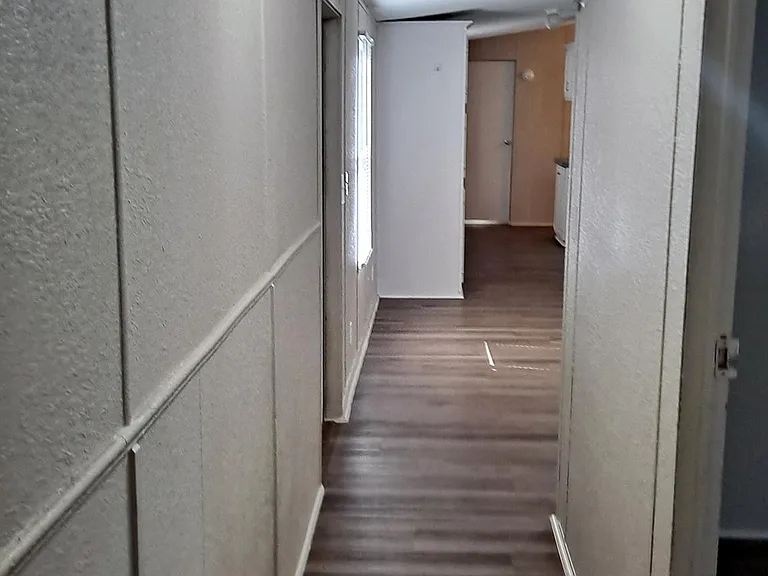 2000 S Burleson Blvd #14 — Photo 5
