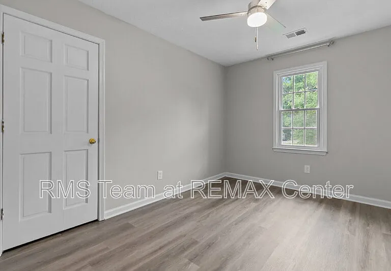 773 Huntington Way NW — Photo 34