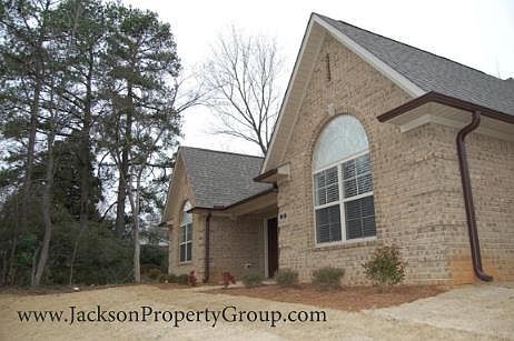 https://jacksonpropertygroup.com/rental-applications/
