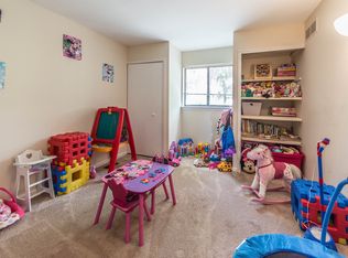 43940 Yorktown St, Canton, MI 48188