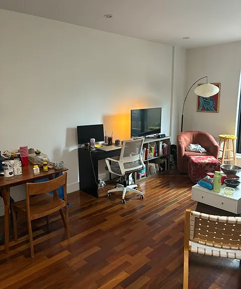 695 Jefferson Ave #4 — Photo 12