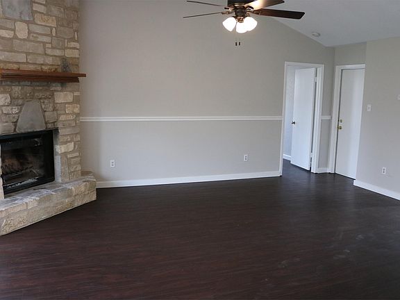 4th image of 708 Riverwood Dr