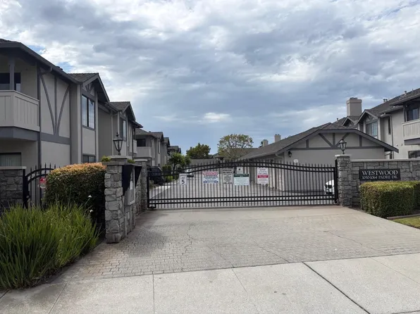 1056 Padre Dr Unit 5, Salinas, CA 93901
