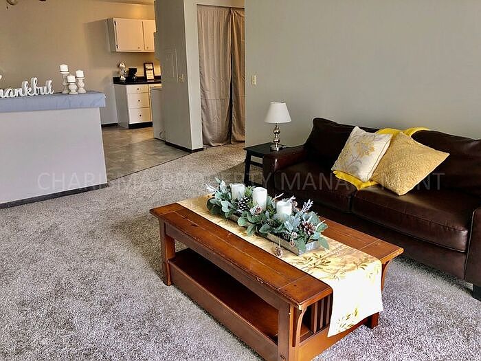 1st image of 3610 E 6th St #201