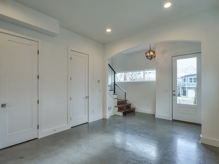 2411A Middle St — Photo 9