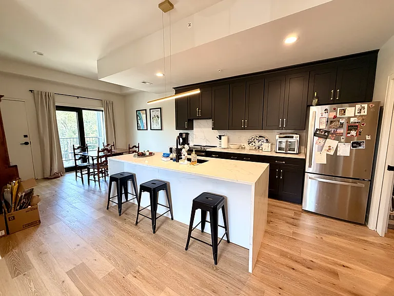 200 W Gregory Blvd #103 — Photo 11