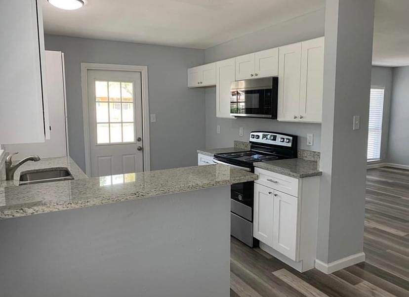 1st image of 5134 Tom Stafford Dr