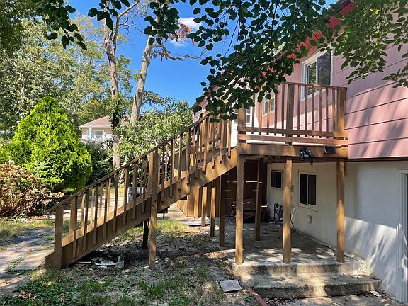 3rd image of 1455 Randolph St