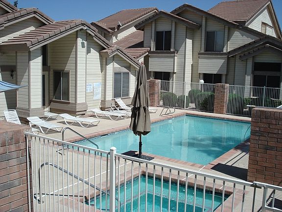 3rd image of 2201 N Comanche Dr Unit 1069