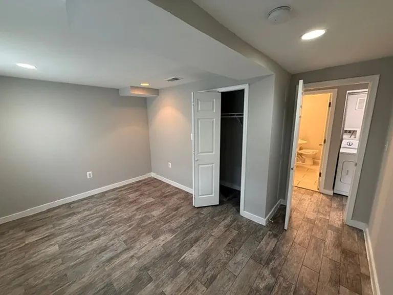 74 Webster St NE — Photo 13