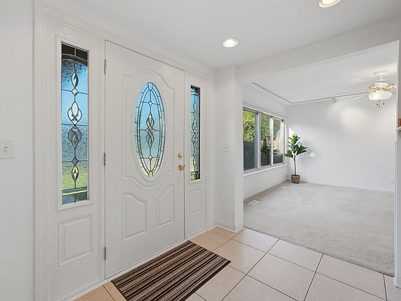 3rd image of 499 Carlsbad Trl