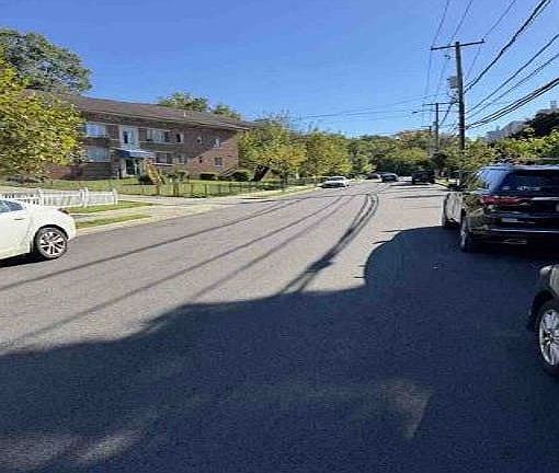 4th image of 2307 16th St SE