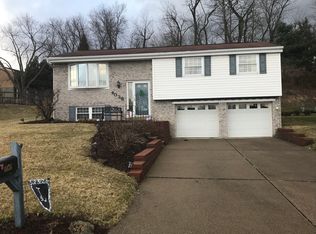 4036 Crabapple Dr, Mc Kees Rocks, PA 15136