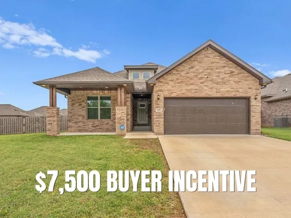 2401 Lock Ln, Pea Ridge, AR 72751