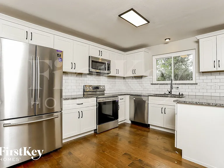 4 Winslow Ct — Photo 6