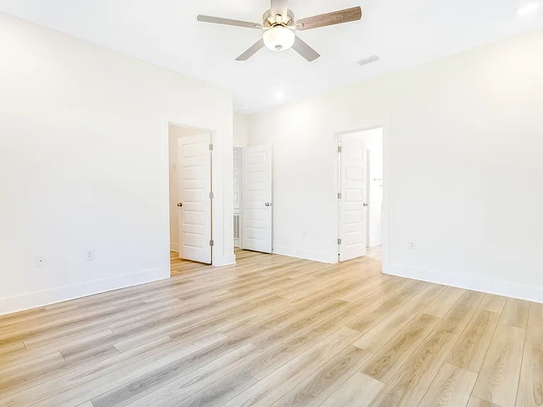 5320 Cornwall Dr — Photo 32