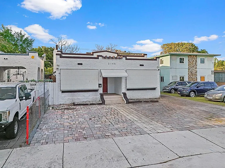 2145 SW 7th St #2 — Photo 16