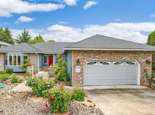2722 Wilkshire Dr, Medford, OR 97504